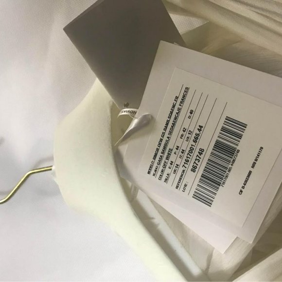 Pronovias Rimor Wedding Dress - Picture 7 of 10